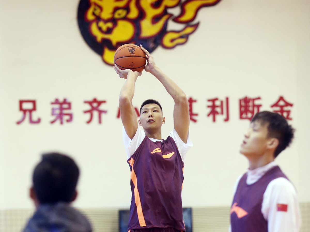 江苏队迎战河北男篮，决心争夺胜利