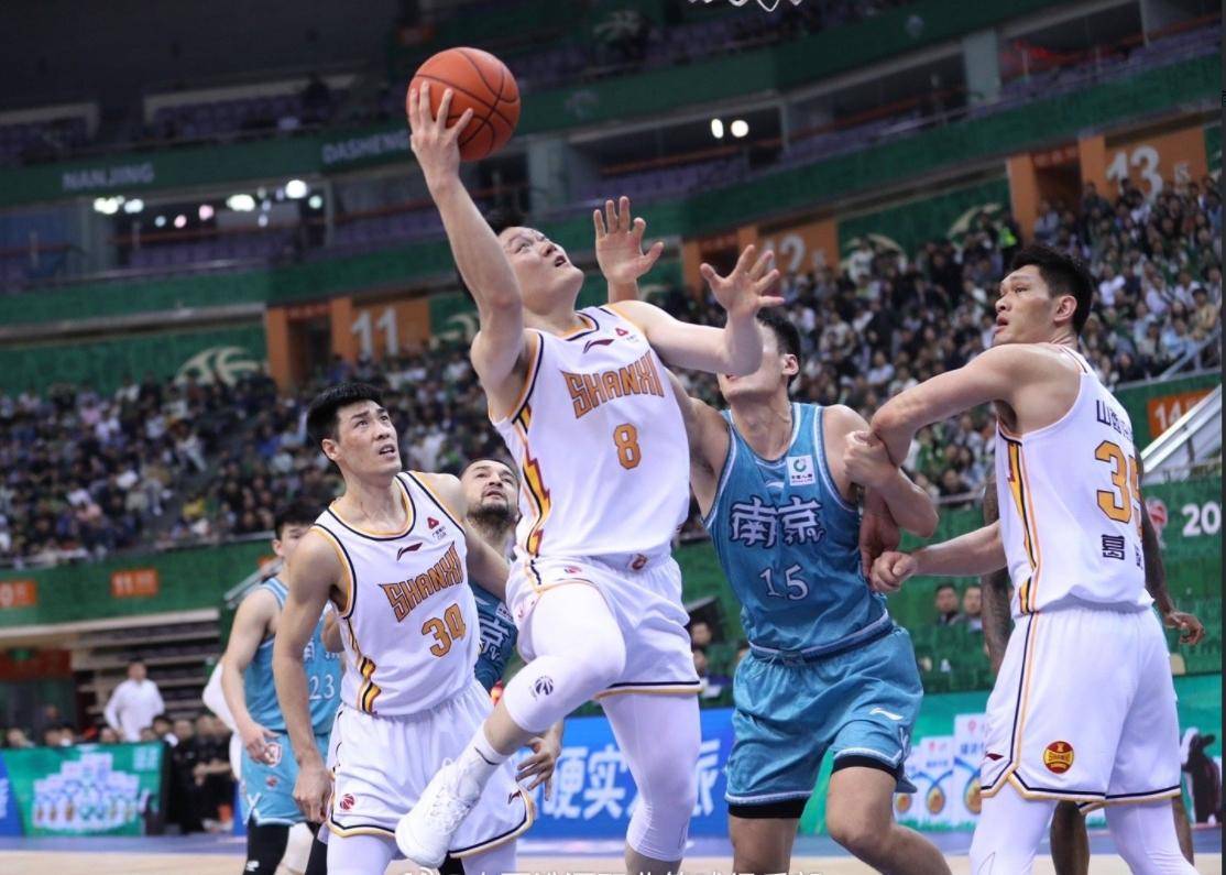 山西男篮全面优势，湖南队难以抵抗