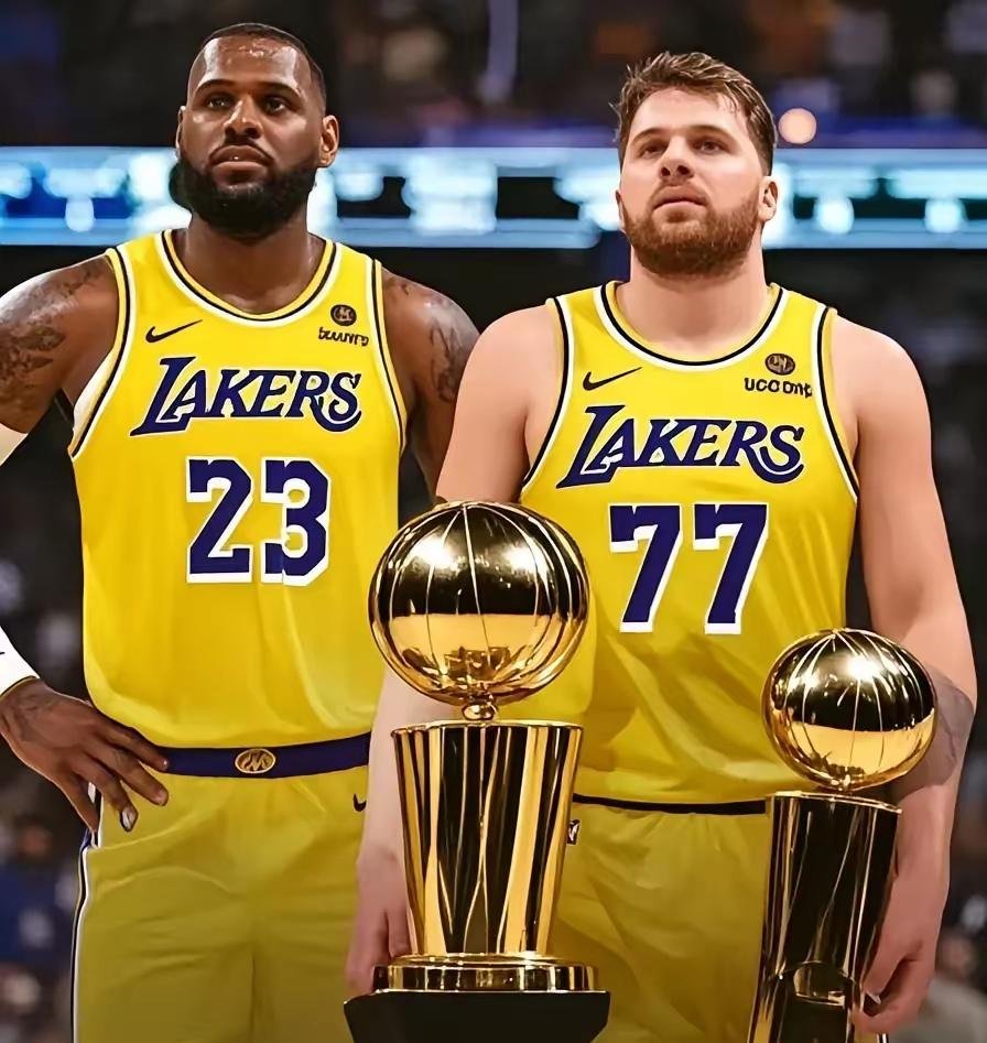 NBA总决赛战罢，湖人队成功登顶夺冠