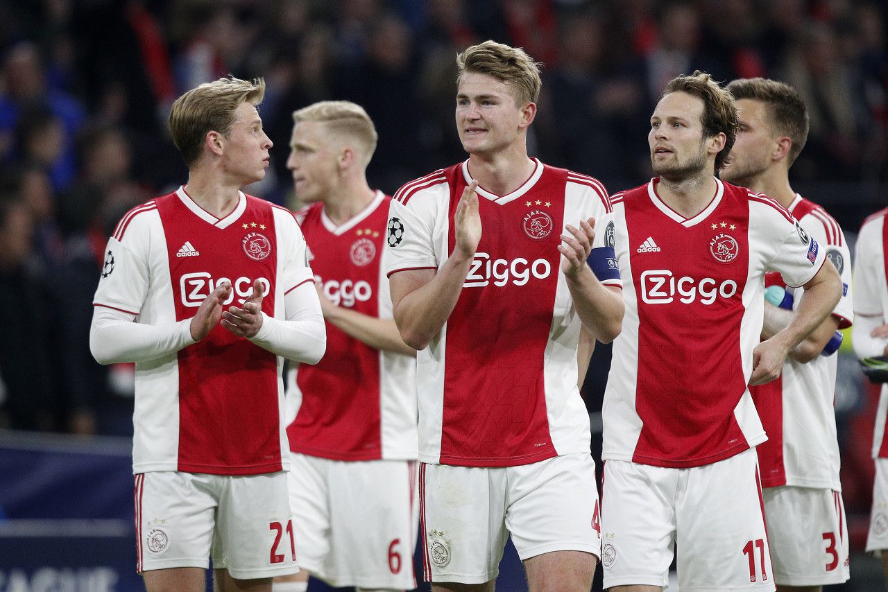 阿贾克斯后防稳固，乌德勒支主场难获分